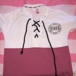 No boundaries long sleeve shirt !! Lovely top.